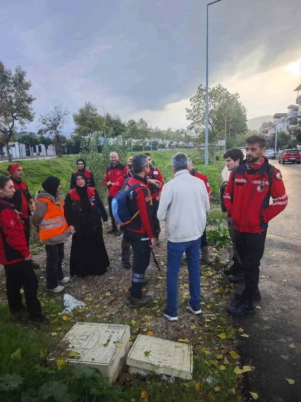 Bursa'da kayıp Emrah Gedik için arama sürüyor