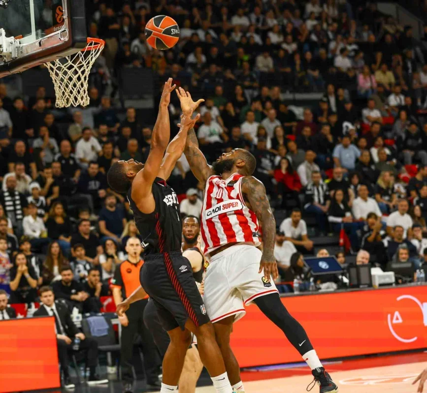 Beşiktaş, EuroLeague'de Olympiakos'a 73-81 yenildi