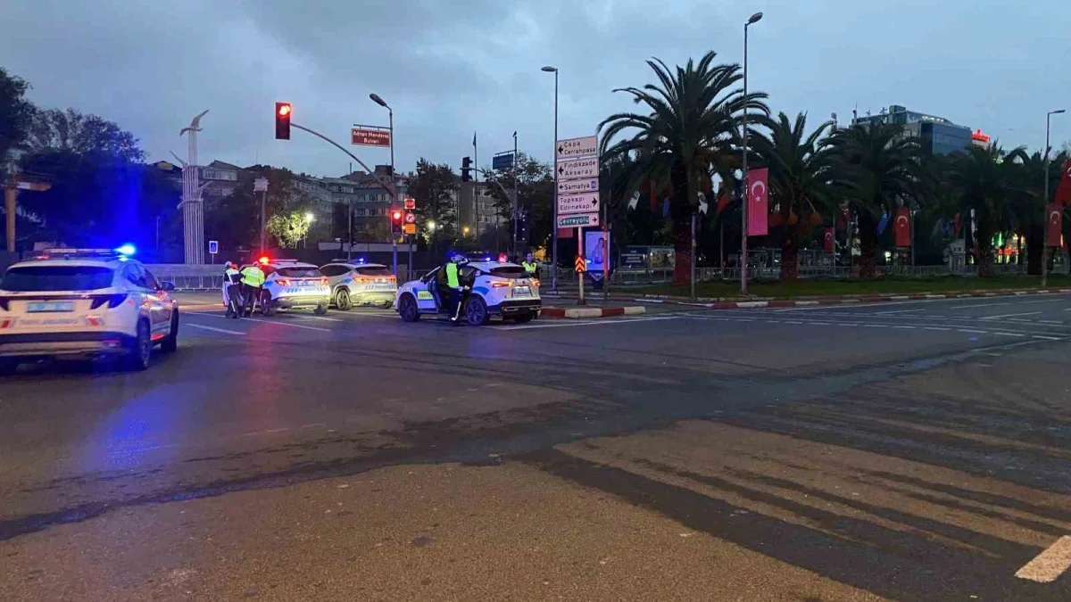 İstanbul'da 29 Ekim töreni için yollar kapatıldı