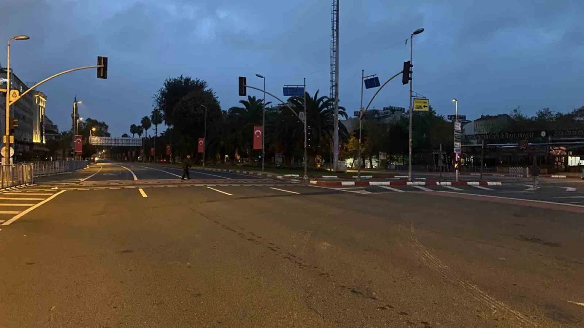 İstanbul'da 29 Ekim töreni için yollar kapatıldı