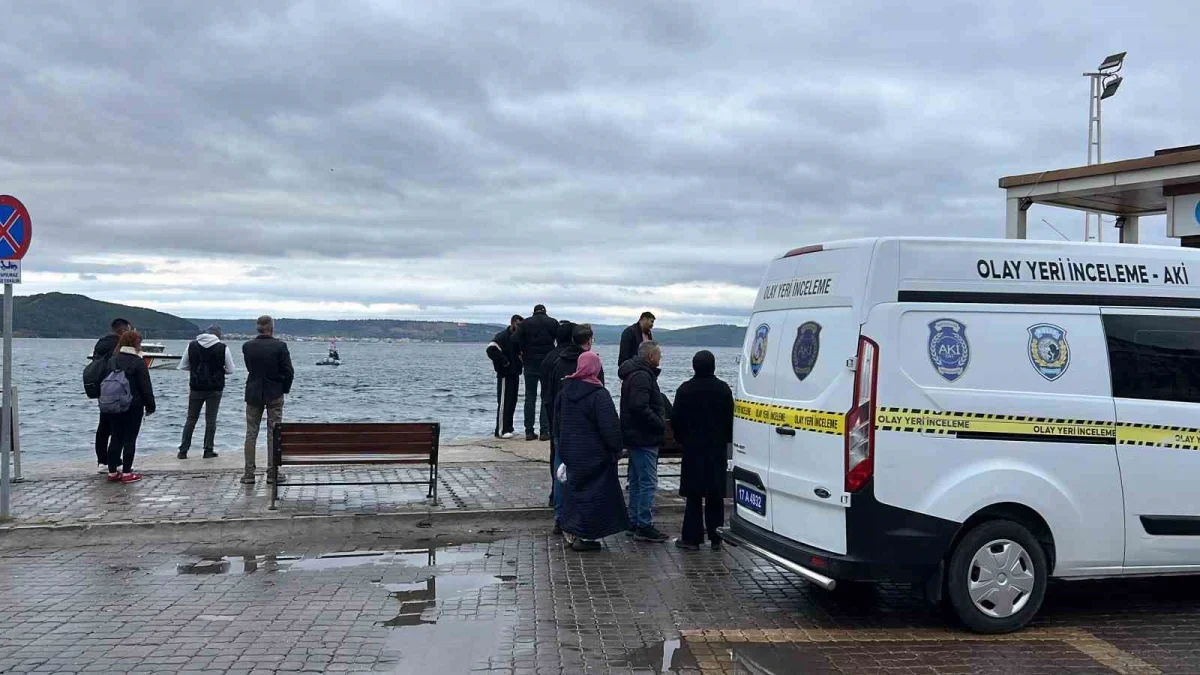 Çanakkale'de eski feribot iskelesinde erkek cesedi bulundu