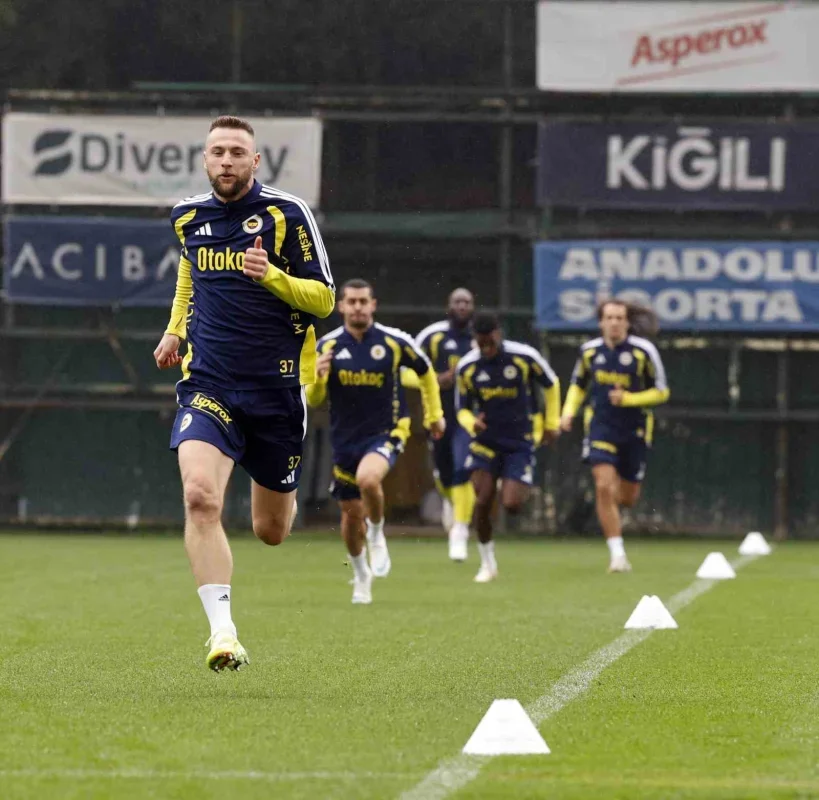 Fenerbahçe, Göztepe maçı hazırlıklarını sürdürdü