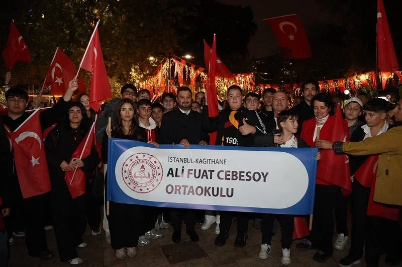 Kağıthane'de Cumhuriyet'in 103. yıl kutlamaları sürüyor
