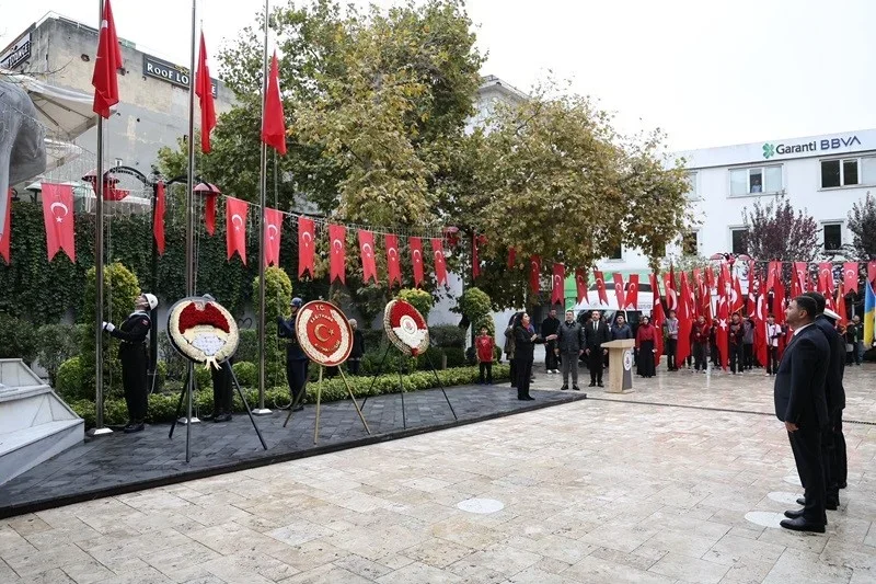 Kağıthane'de Cumhuriyet'in 103. yıl kutlamaları sürüyor