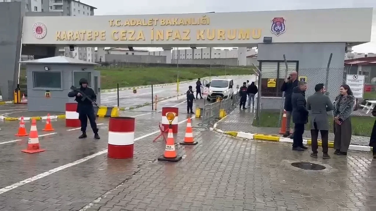 Sinem Dedetaş ev hapsi şartıyla tahliye edildi