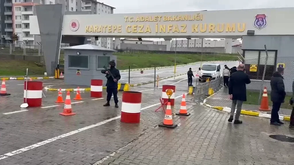 Sinem Dedetaş ev hapsi şartıyla tahliye edildi