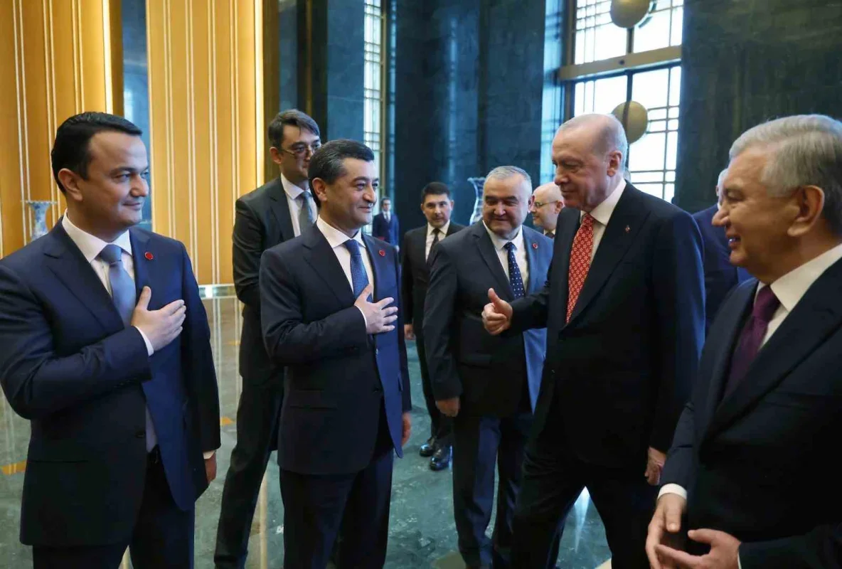Erdoğan ve Mirziyoyev Ankara'da anlaşmalara imza attı