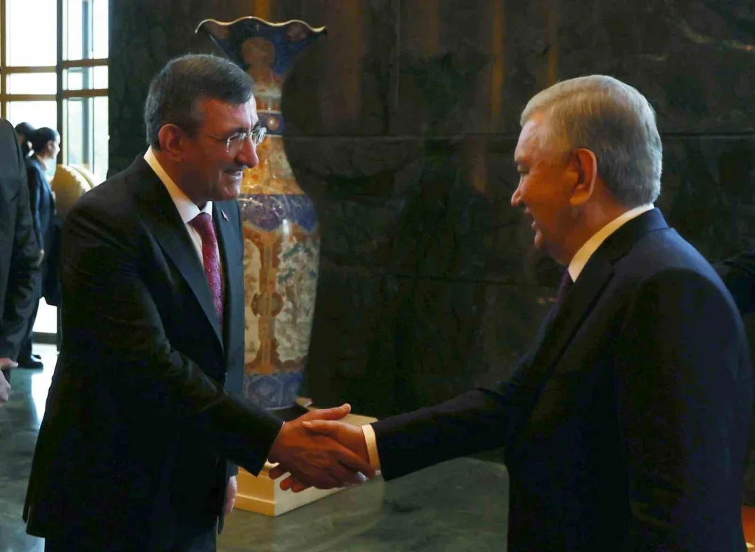 Erdoğan ve Mirziyoyev Ankara'da anlaşmalara imza attı
