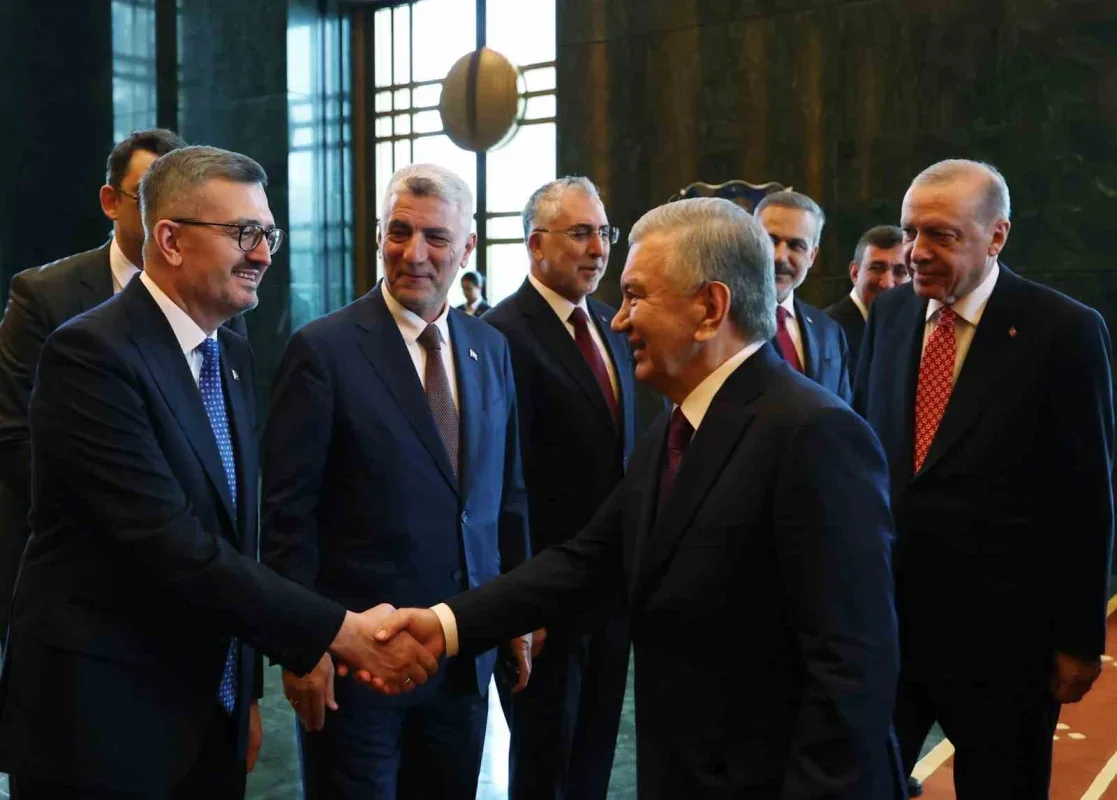 Erdoğan ve Mirziyoyev Ankara'da anlaşmalara imza attı