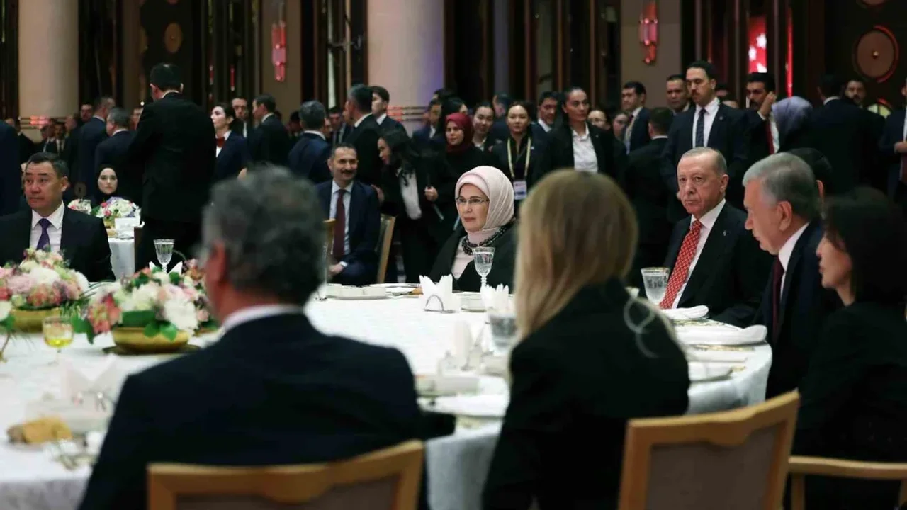 Erdoğan, Cumhuriyet'i ileri taşımak için söz verdi