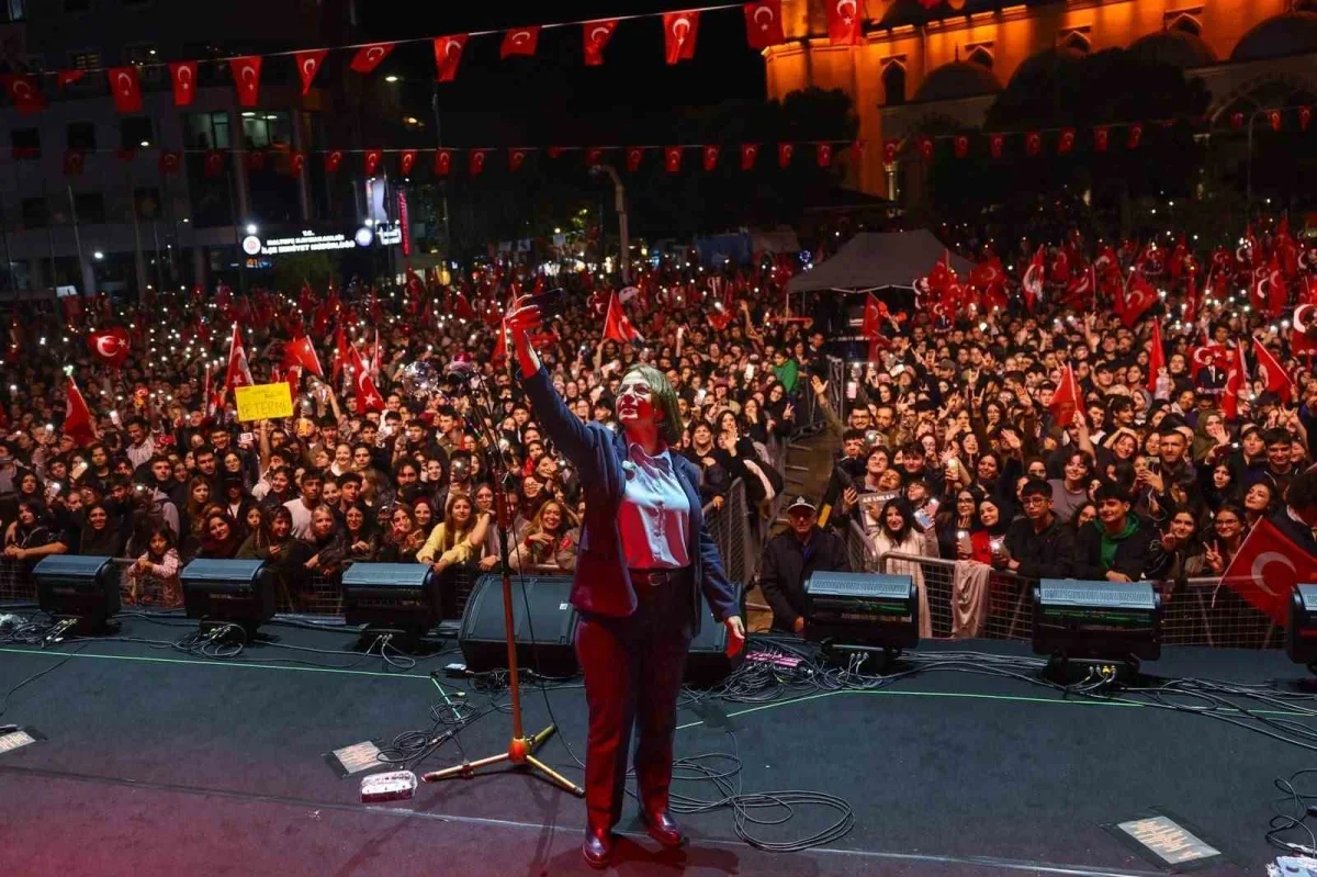 Maltepe'de Cumhuriyet'in 103'üncü yılı kutlandı