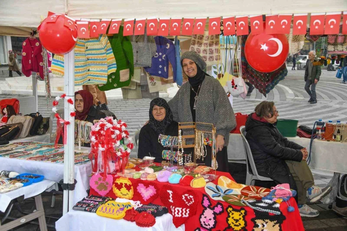 Osmangazi'de kadın emeği Cumhuriyet Sokağı'nda buluştu