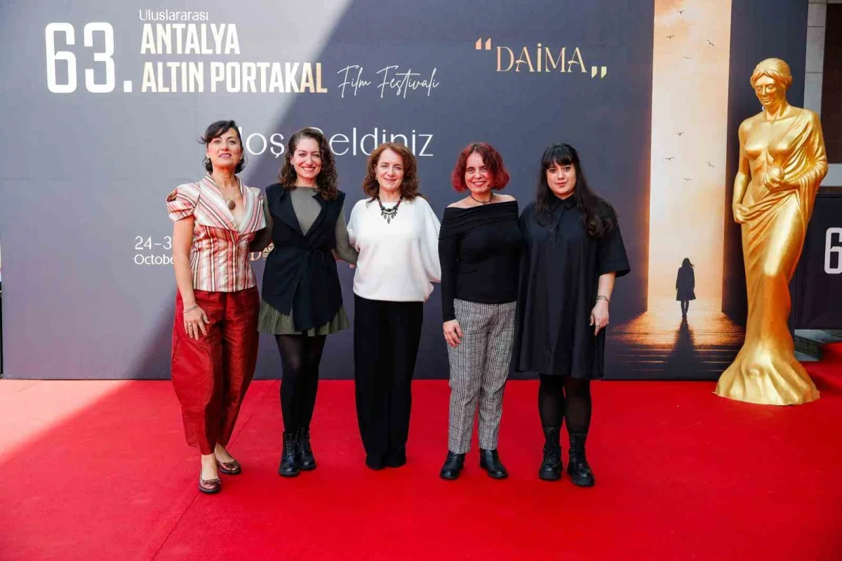 Altın Portakal'da iklim odaklı sinema paneli yapıldı