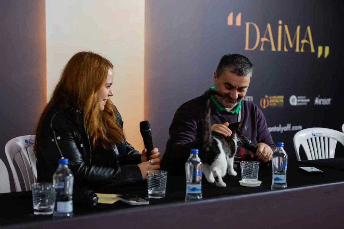 Altın Portakal'da iklim odaklı sinema paneli yapıldı