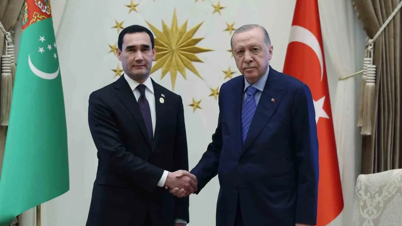 Erdoğan, Türkmenistan lideri Berdimuhammedov'la görüştü