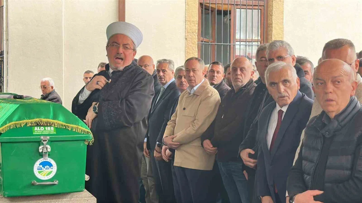 Gazeteci Fatih Eray Tuna ve eşi Sakarya'da uğurlandı