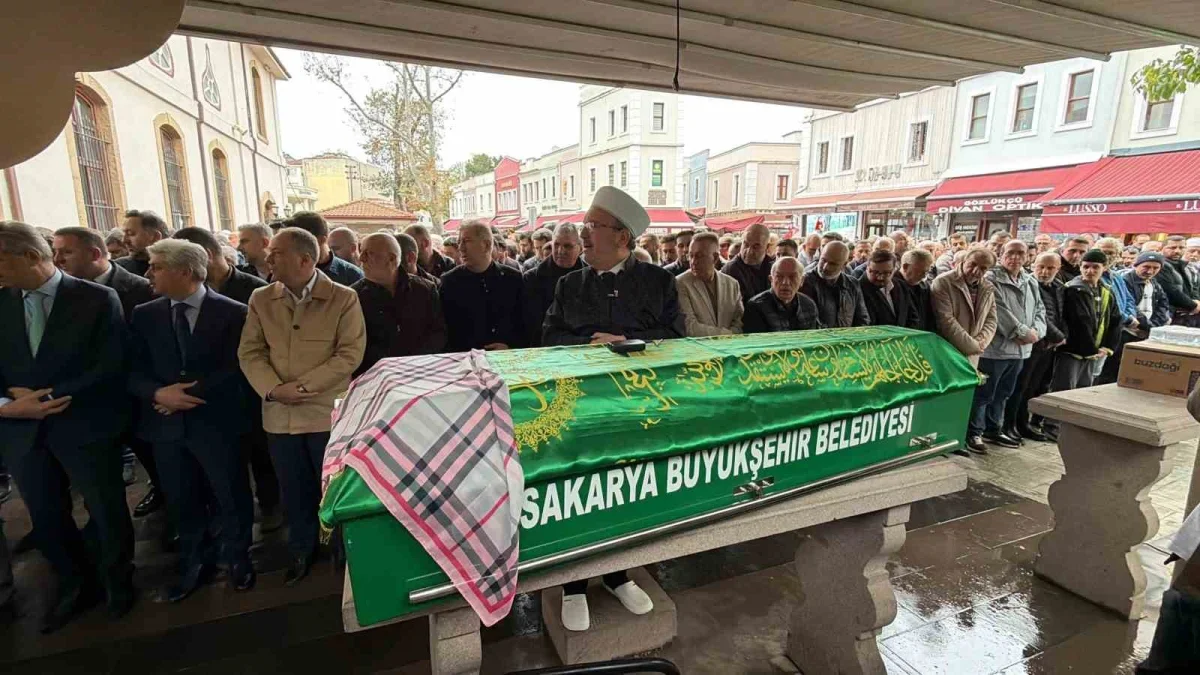 Gazeteci Fatih Eray Tuna ve eşi Sakarya'da uğurlandı