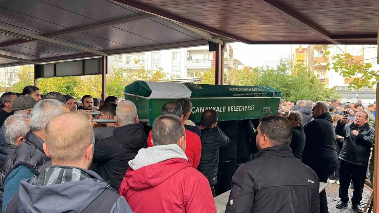 Çanakkale'de kazada ölen Efe Serin toprağa verildi