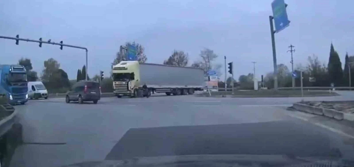 Sakarya'da uyuşturucu şüphelisi kovalamacayla yakalandı