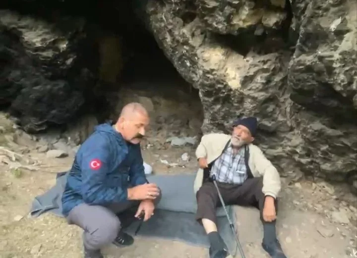 Uludağ'daki mağara yaşamı baba-oğul kavuşmasıyla sona erdi