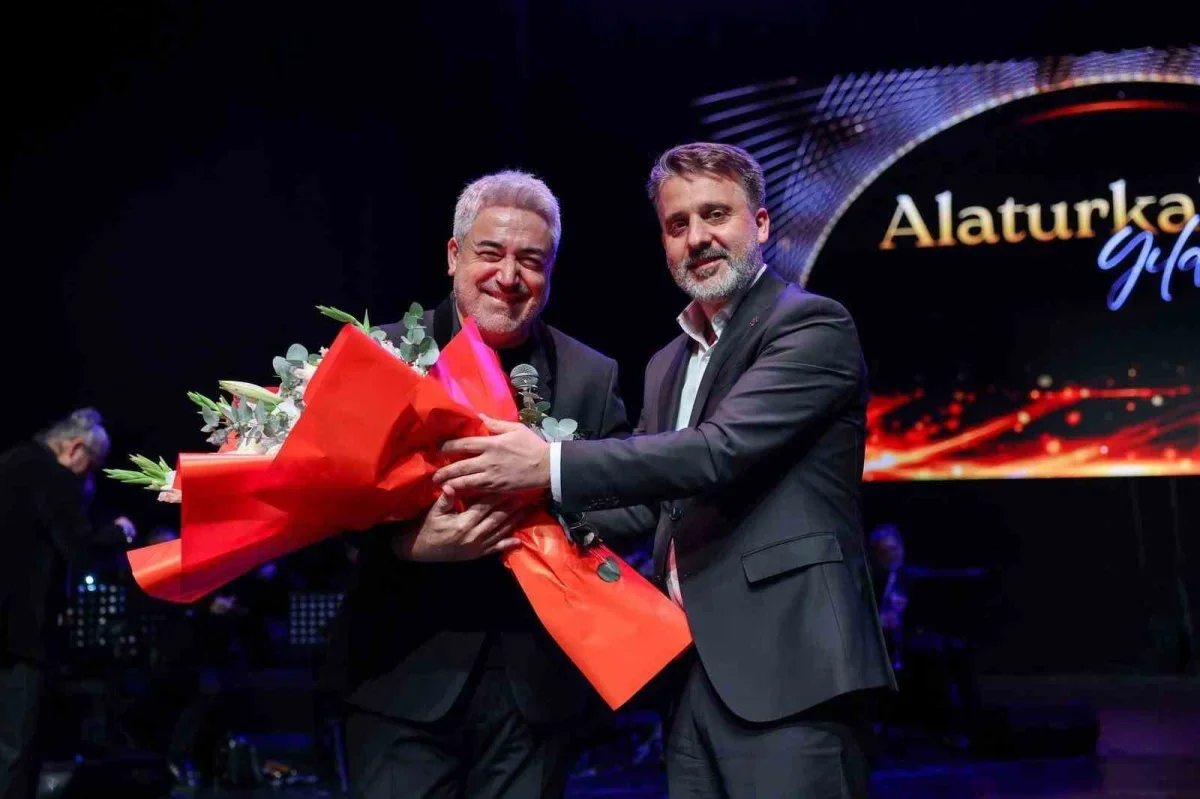 Alaturka'nın Yıldızları Bursa'da konser verdi