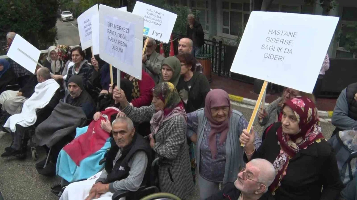 Bursa'daki 723 yıllık hastanenin taşınmasına tepki