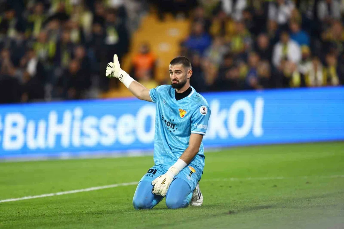 Fenerbahçe, Göztepe karşısında ilk yarıyı önde kapattı