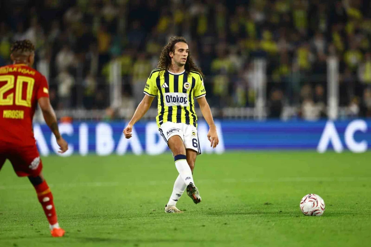 Fenerbahçe, Göztepe karşısında ilk yarıyı önde kapattı