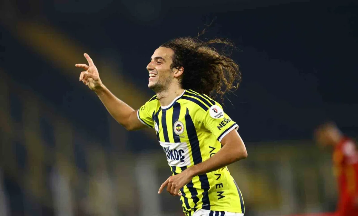 Fenerbahçe, Göztepe karşısında ilk yarıyı önde kapattı