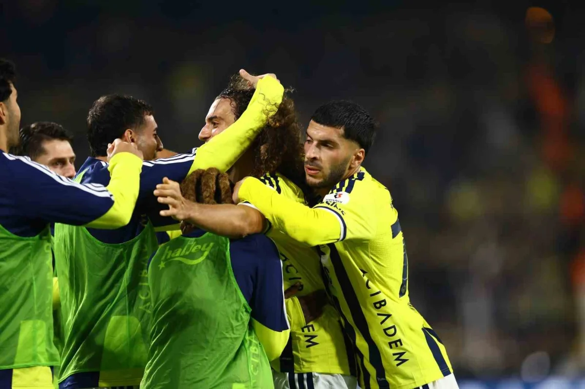 Fenerbahçe, Göztepe karşısında ilk yarıyı önde kapattı