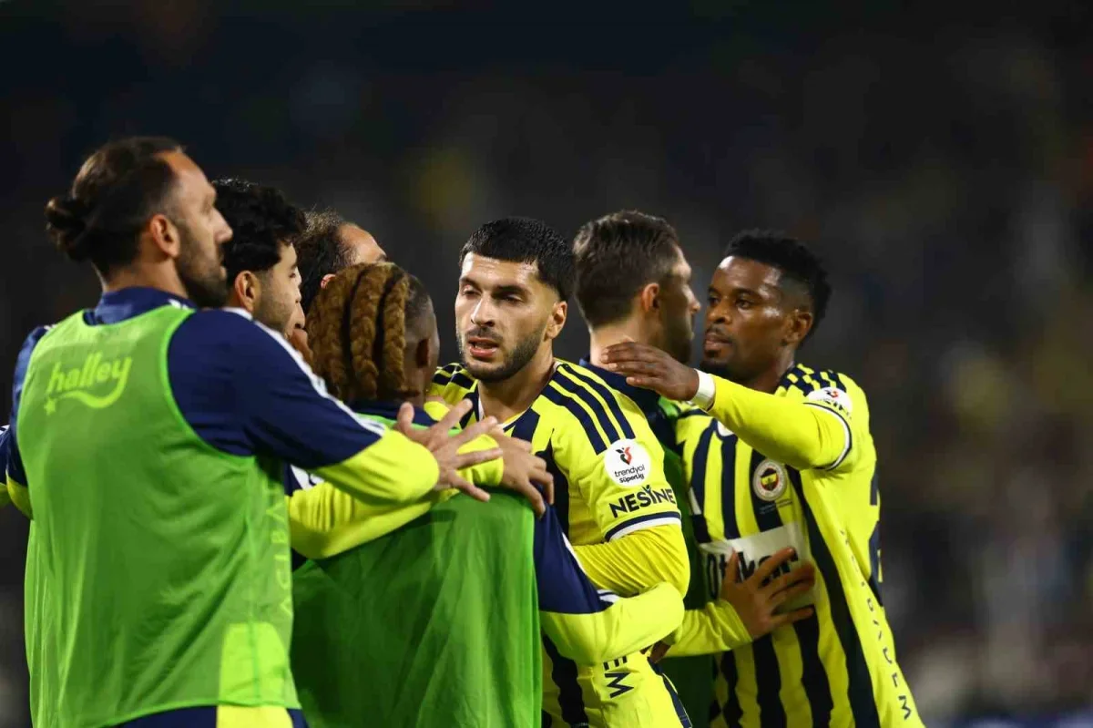 Fenerbahçe, Göztepe karşısında ilk yarıyı önde kapattı