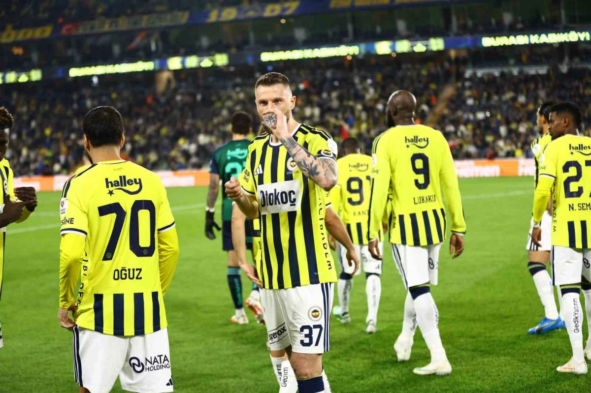 Fenerbahçe, sahasında Göztepe karşısında kaybetti