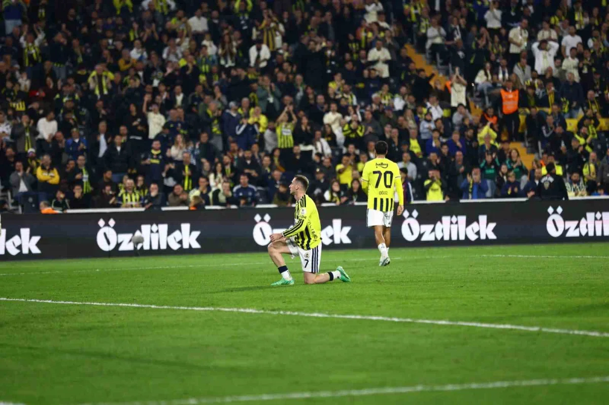 Fenerbahçe, sahasında Göztepe karşısında kaybetti