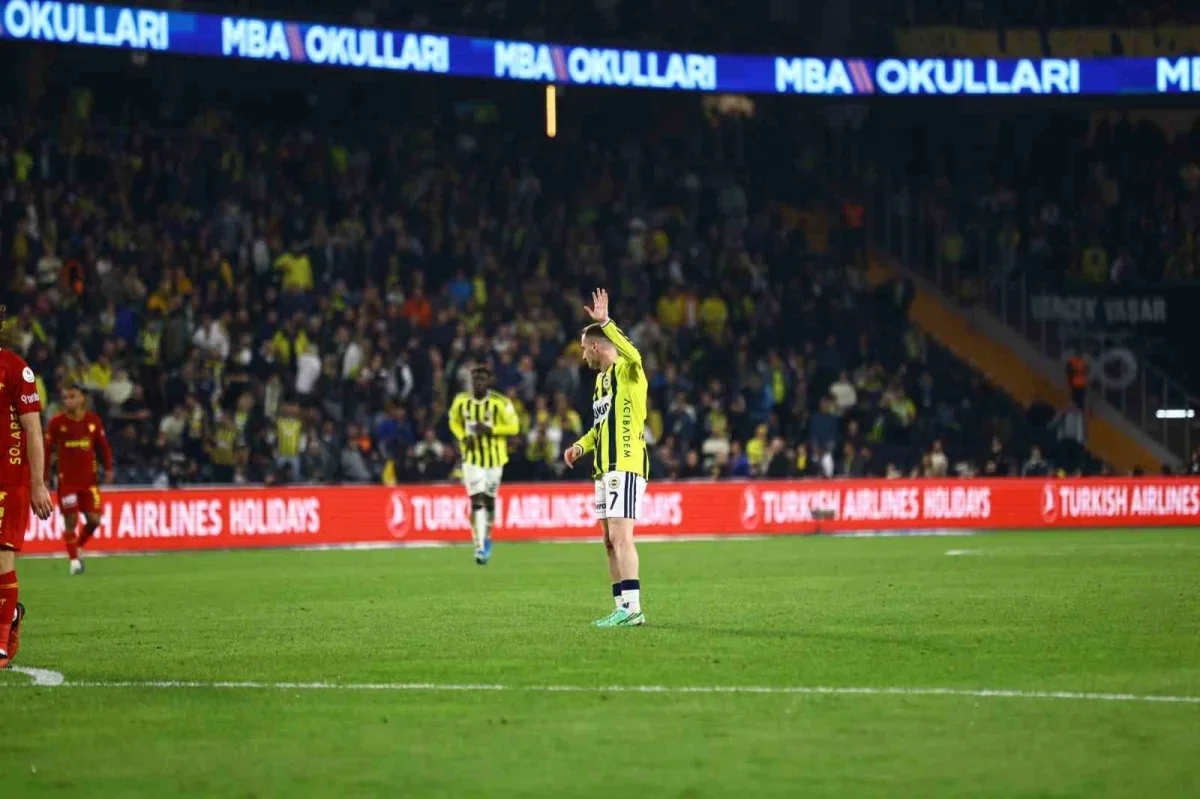 Fenerbahçe, sahasında Göztepe karşısında kaybetti