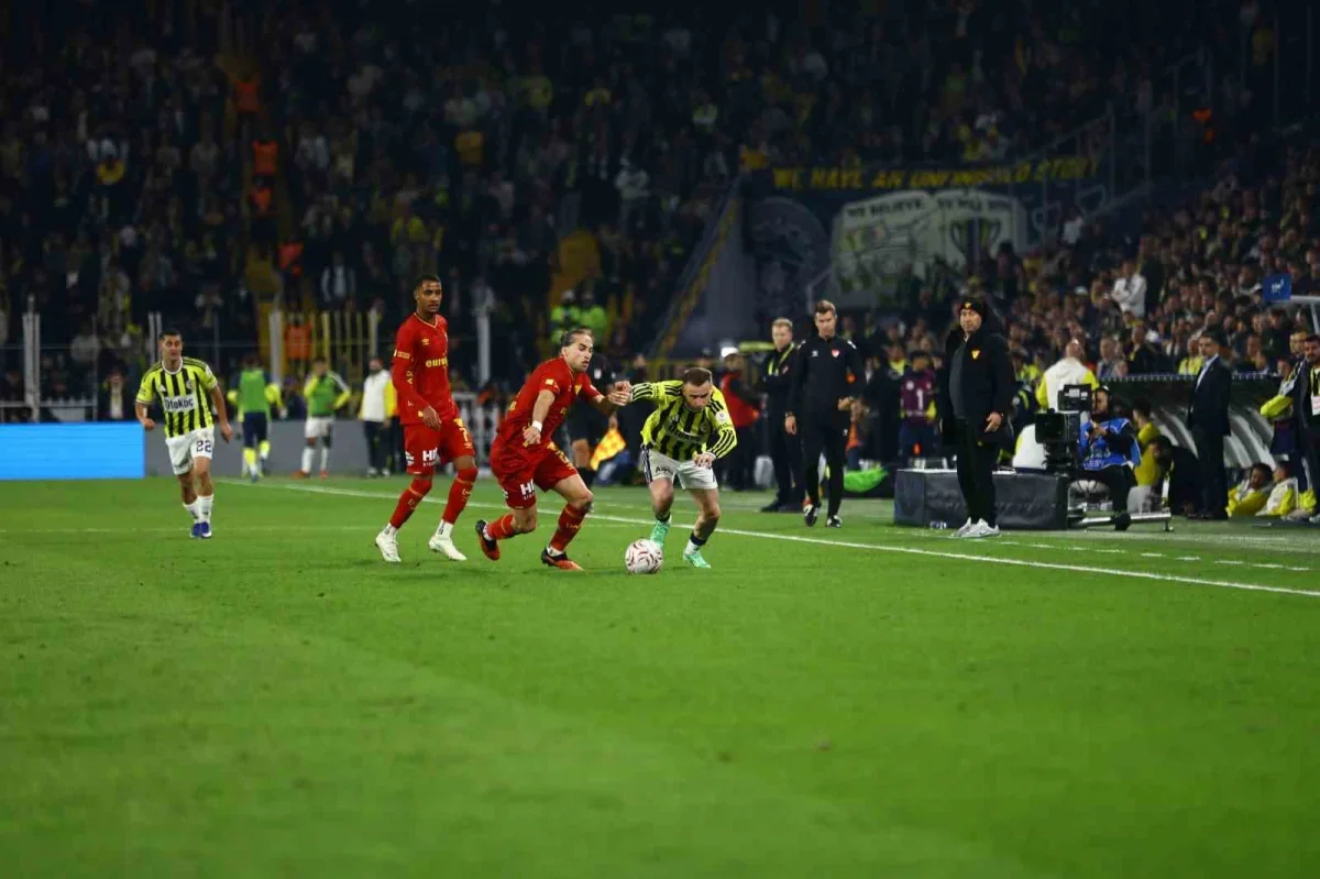 Fenerbahçe, sahasında Göztepe karşısında kaybetti