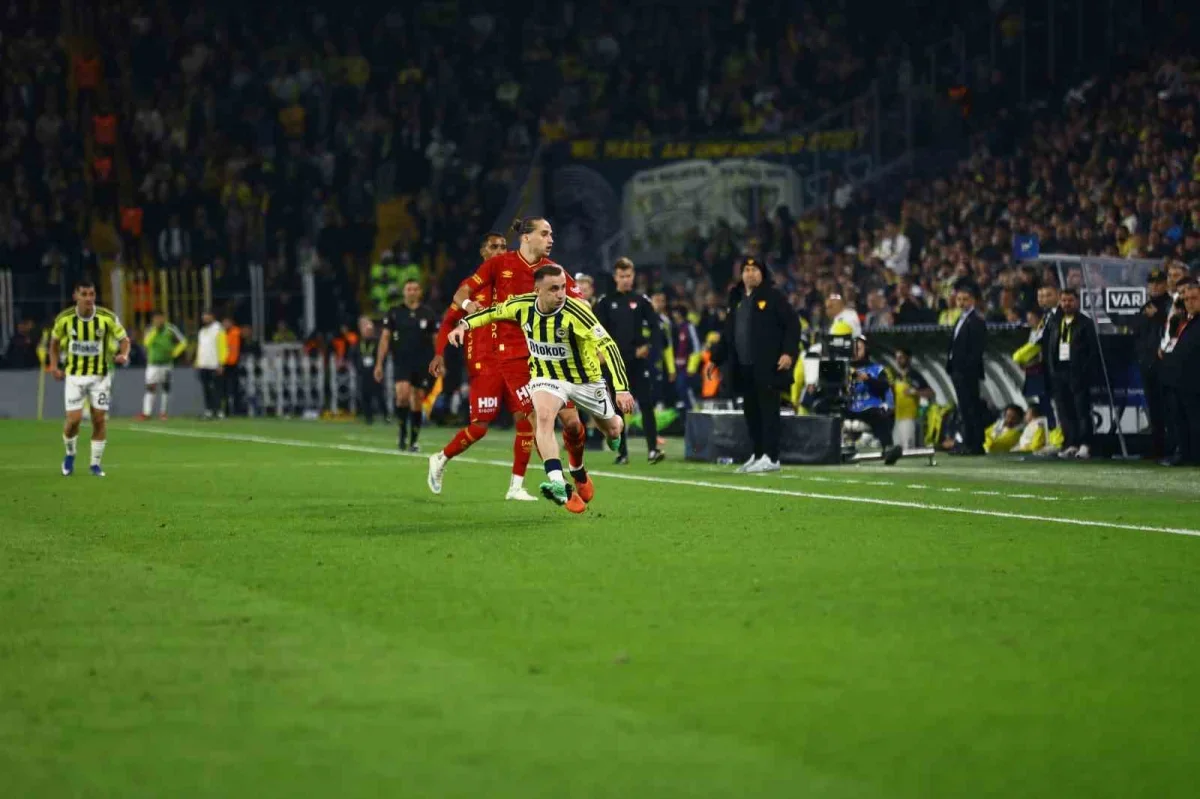 Fenerbahçe, sahasında Göztepe karşısında kaybetti
