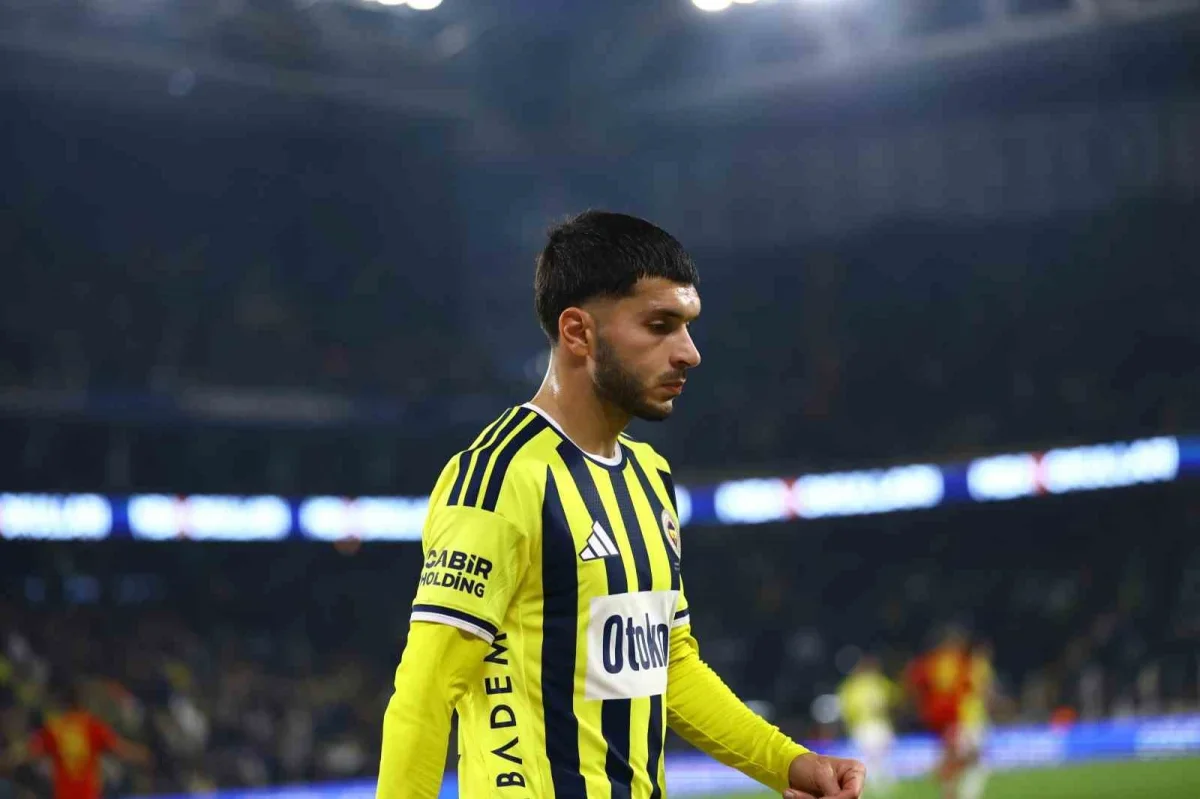 Fenerbahçe, sahasında Göztepe karşısında kaybetti