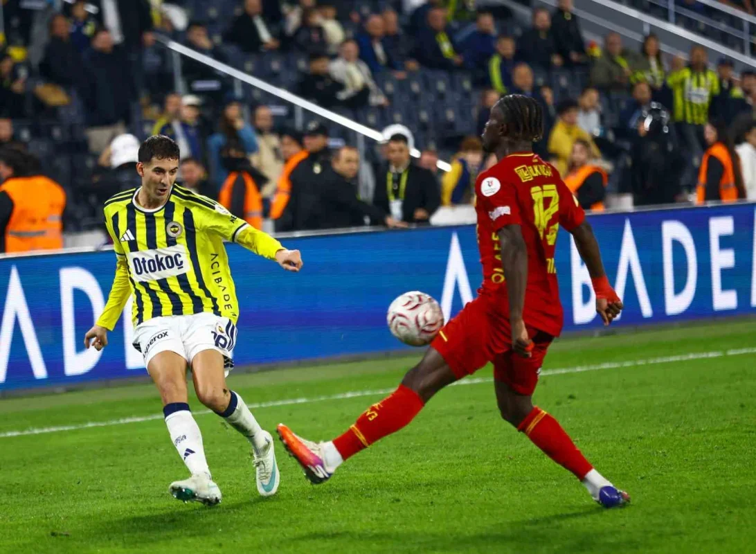 Fenerbahçe, sahasında Göztepe karşısında kaybetti