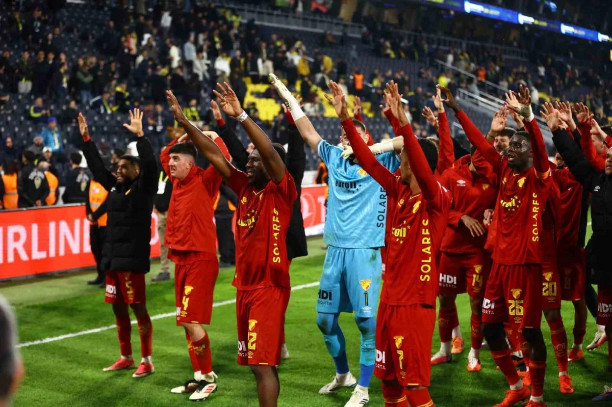 Fenerbahçe, sahasında Göztepe karşısında kaybetti