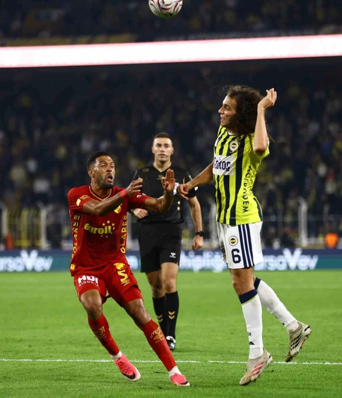 Fenerbahçe, sahasında Göztepe karşısında kaybetti