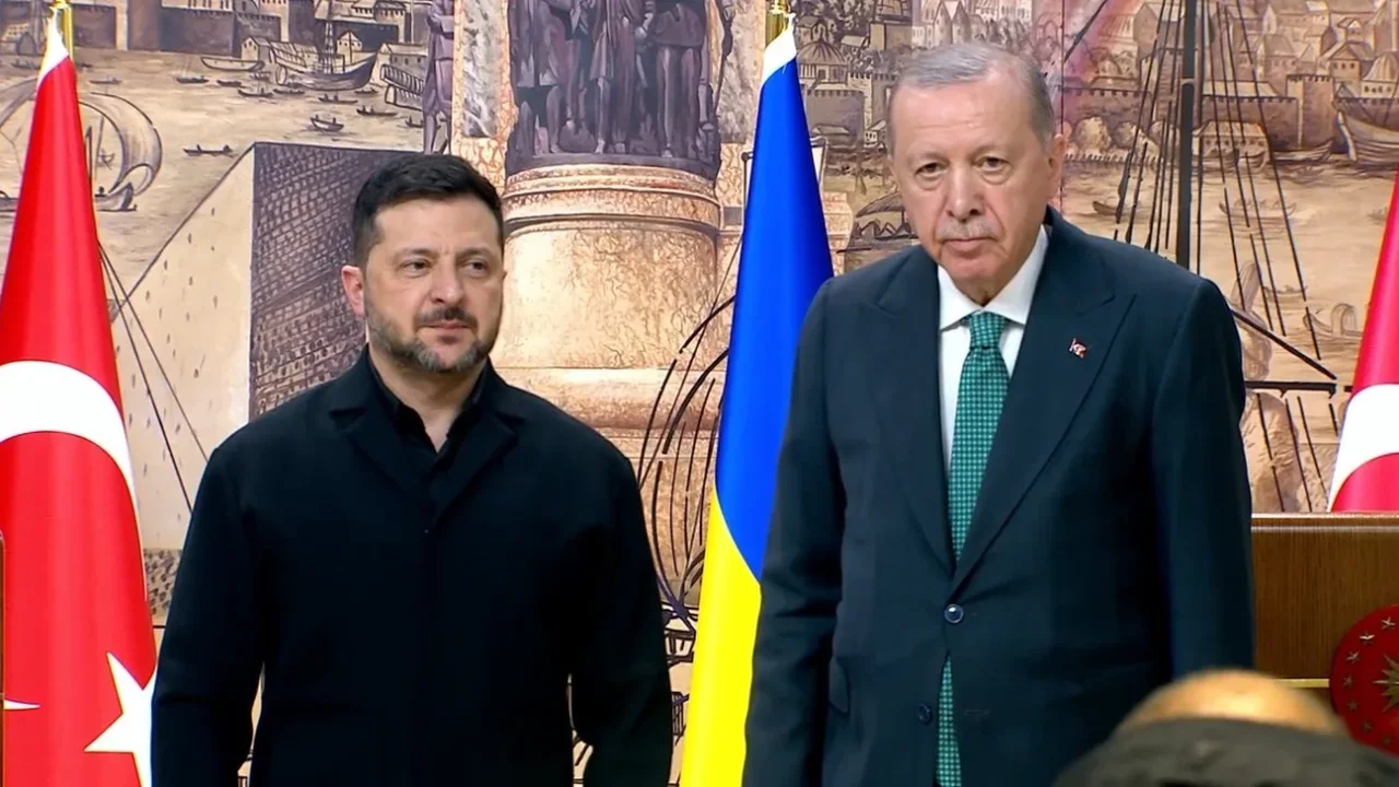 Zelenskiy ve Erdoğan'dan Karadeniz Tahıl Koridoru adımı