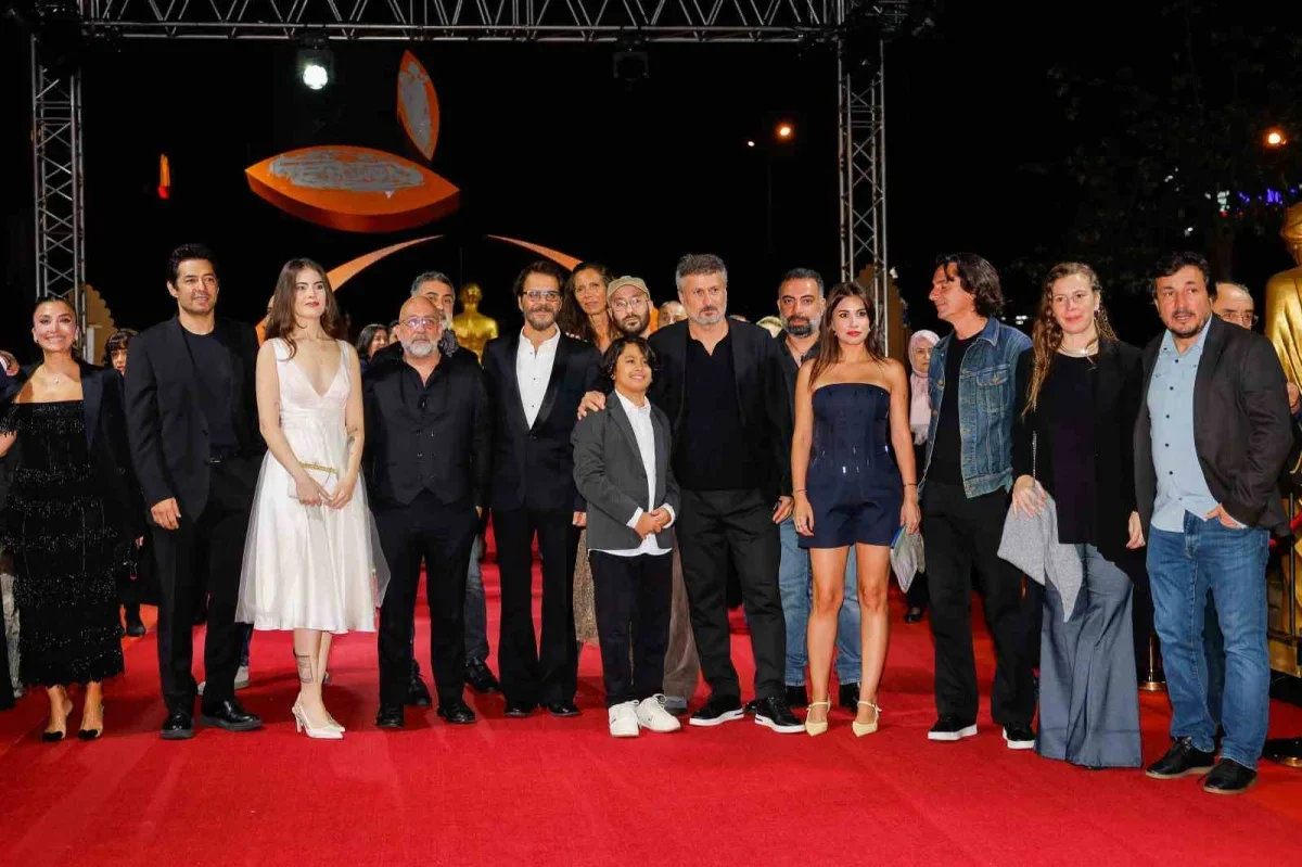Altın Portakal'da ödül gecesi öncesi kırmızı halı