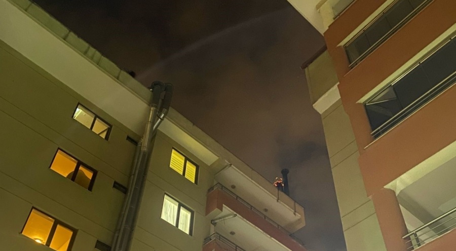 Bursa'da korkutan baca yangını: 2 bina tahliye edildi