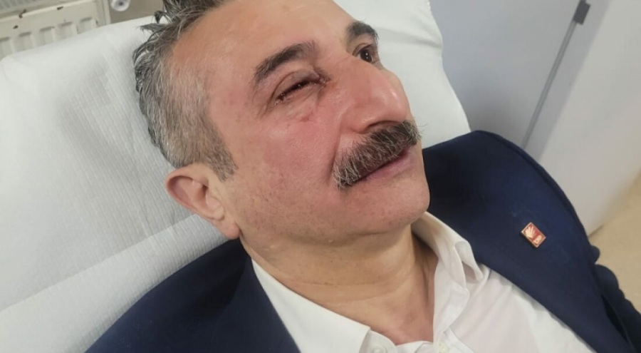 CHP Bursa İl Başkanı Yeşiltaş Protesto Sırasında Yaralandı