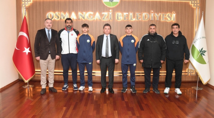 Başkan Aydın, Milli Sporcuları Dünya Şampiyonası'na Uğurladı