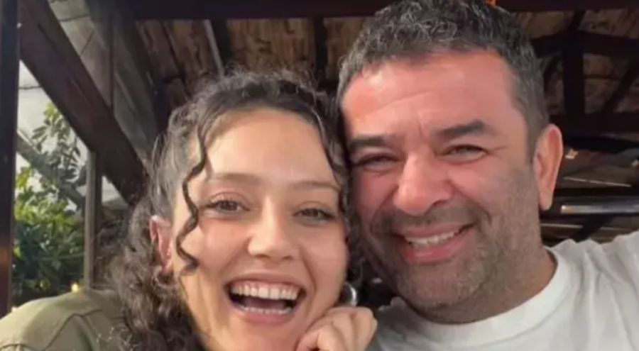 Bülent Şakrak yeni ilişkisini paylaştı! Aralarındaki yaş farkı dikkat çekti