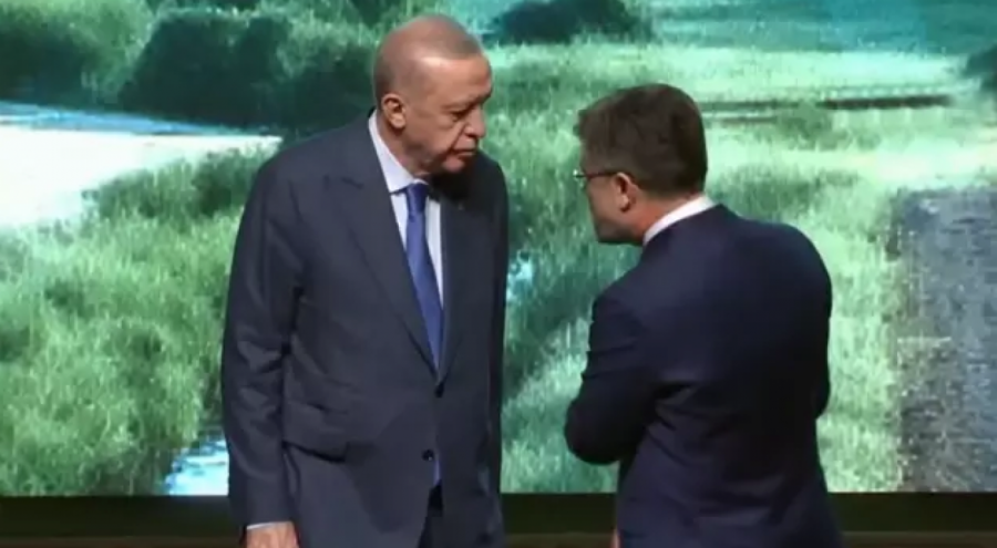 Cumhurbaşkanı Erdoğan, Bakan Yumaklı'nın Yörük poşusu takma teklifini reddetti
