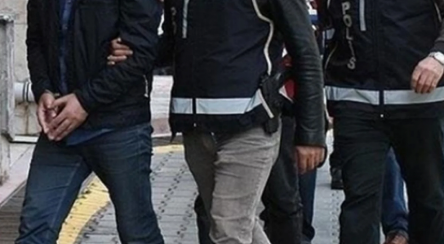 FETÖ operasyonu: 61 muvazzaf asker tutuklandı