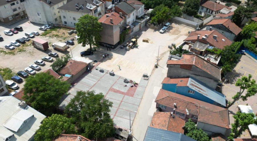 Başkan Alper Taban, İnegöl'de otopark sorununa çözüm üretiyor