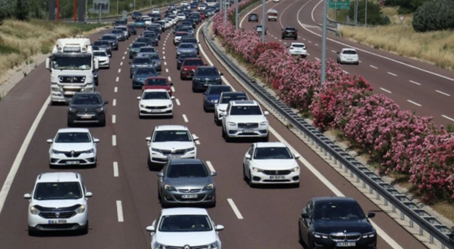 Kurban Bayramı tatilinde güvenli yolculuk için altın kurallar